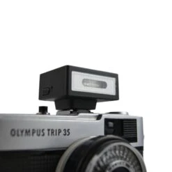 Medalight F1 External Flash Unit 29 Medalight F1 External Flash Unit -Film Camera Store DSC 0065 97a4494b 6c15 4cac b32b fb15c1ed0cf0