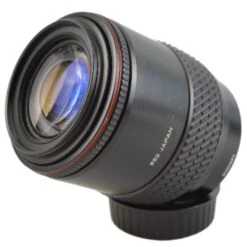 Tokina 70-210 F/4 Zoom Lens