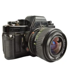 Carl Zeiss Jenaflex AM-1 With Pentacon Praktica 28mm F2.8 Prime Lens 9 Carl Zeiss Jenaflex AM-1 With Pentacon Praktica 28mm F2.8 Prime Lens -Film Camera Store DSC 0695