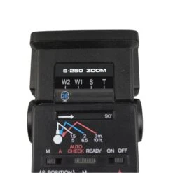 Chinon S-250 Zoom External Flash Unit -Film Camera Store DSC 0728 7268bc6c a388 4c09 b240 7d46b3554b1e