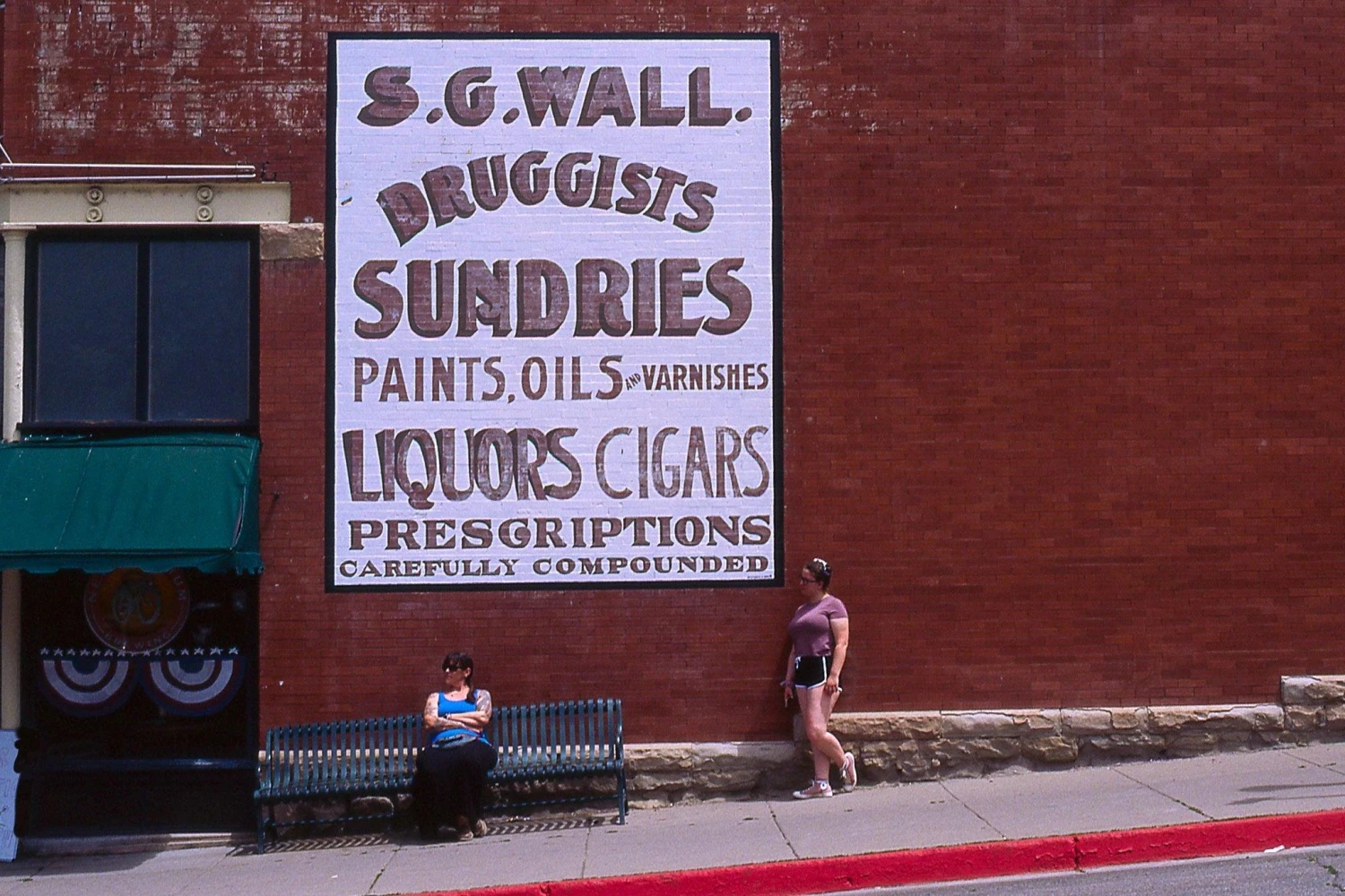 Canon® Canon EOS 600 35mm SLR Film Camera - Body Only 19 Canon® Canon EOS 600 35mm SLR Film Camera - Body Only - Image 17