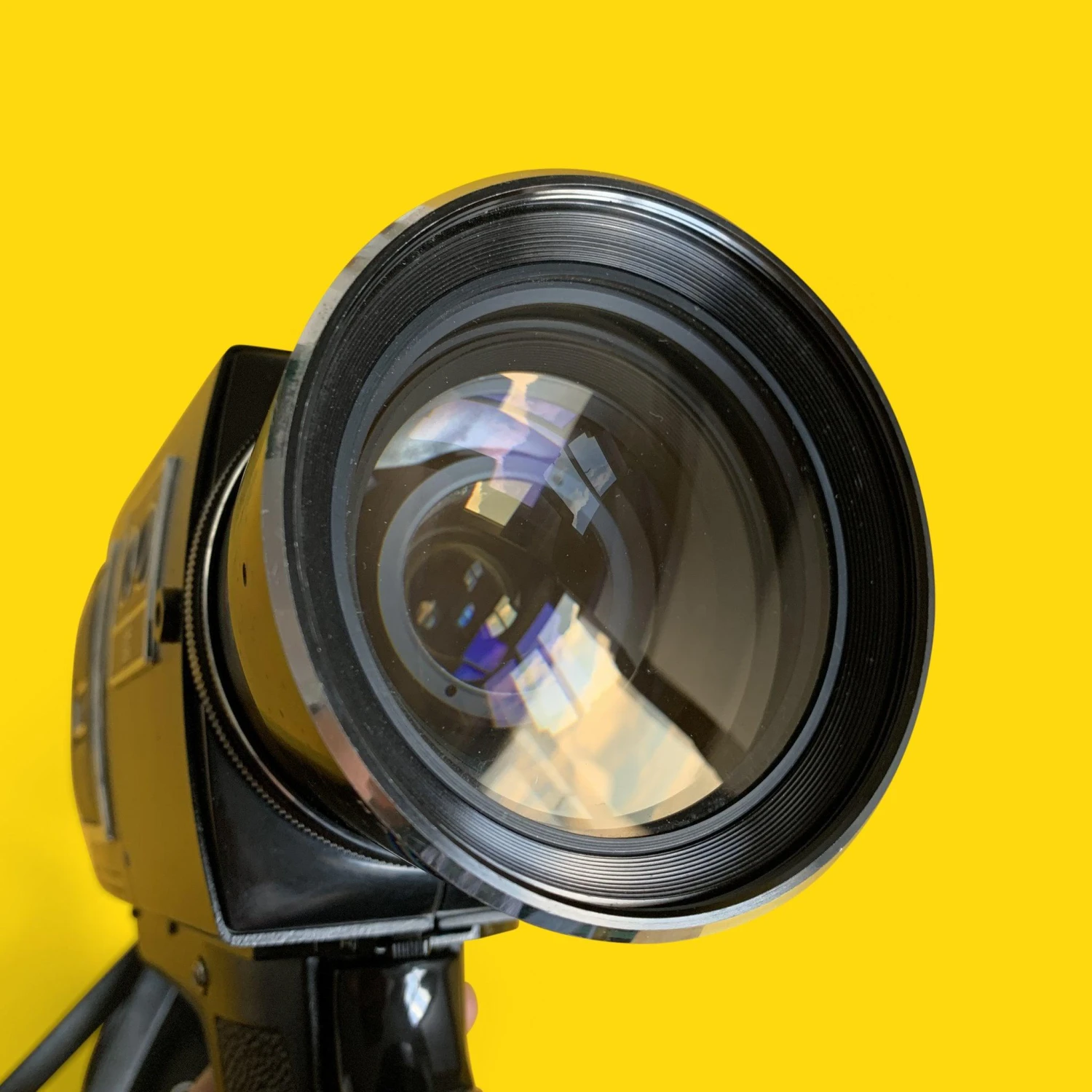 Chinon 410 Marco Super 8 Movie Cine Camera With Original Case 10 Chinon 410 Marco Super 8 Movie Cine Camera With Original Case - Image 8