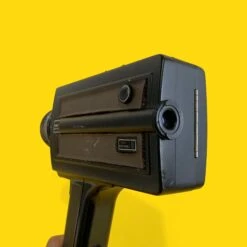 Chinon 722-P Powerzoom Super 8 Vintage Cine Camera -Film Camera Store chinon 722 p powerzoom super 8 vintage cine camera 3