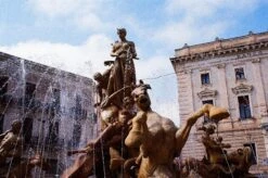 Minolta Dynax 303si AutomatIc SLR 35mm Film Camera With Auto Zoom Lens -Film Camera Store minolta dynax 303si automatic slr 35mm film camera with auto zoom lens 10