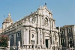 Minolta Dynax 303si AutomatIc SLR 35mm Film Camera With Auto Zoom Lens -Film Camera Store minolta dynax 303si automatic slr 35mm film camera with auto zoom lens 9