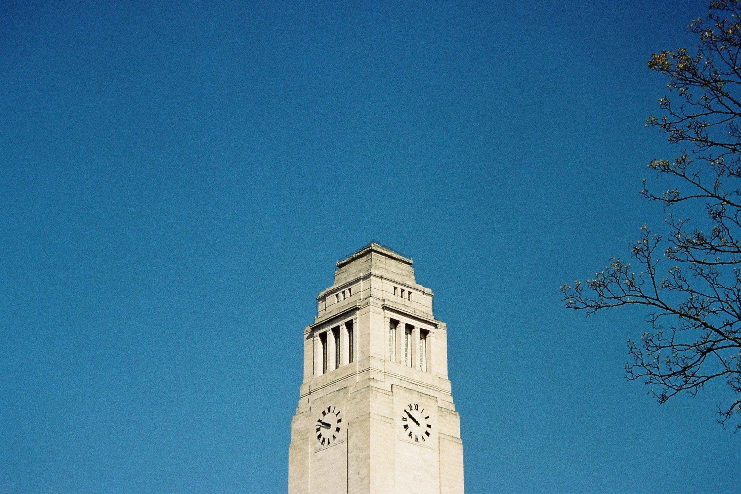 Minolta Riva Zoom 125 35mm Film Camera Point And Shoot 13 Minolta Riva Zoom 125 35mm Film Camera Point And Shoot - Image 11