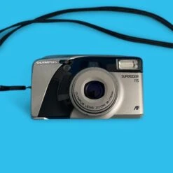 Olympus Superzoom 115 35mm Film Camera Point And Shoot