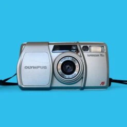 Olympus Superzoom 76S 35mm Film Camera Point And Shoot