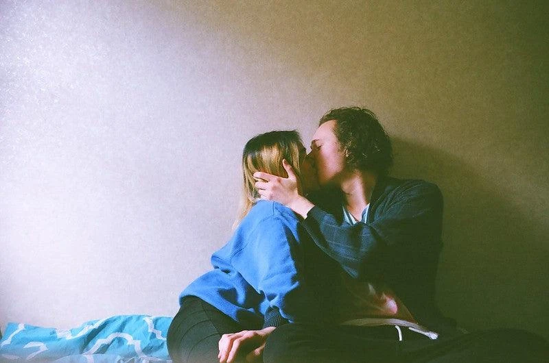 Olympus Superzoom 76S 35mm Film Camera Point And Shoot 12 Olympus Superzoom 76S 35mm Film Camera Point And Shoot - Image 10