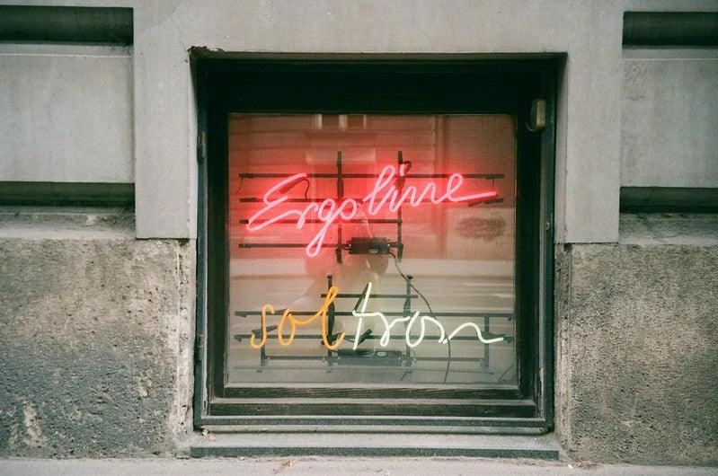 Olympus Superzoom 76S 35mm Film Camera Point And Shoot 7 Olympus Superzoom 76S 35mm Film Camera Point And Shoot - Image 5