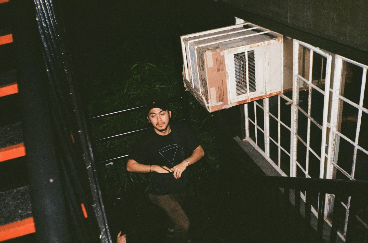 Olympus Trip 300 / Trip 301 35mm Film Camera Point And Shoot 13 Olympus Trip 300 / Trip 301 35mm Film Camera Point And Shoot - Image 11