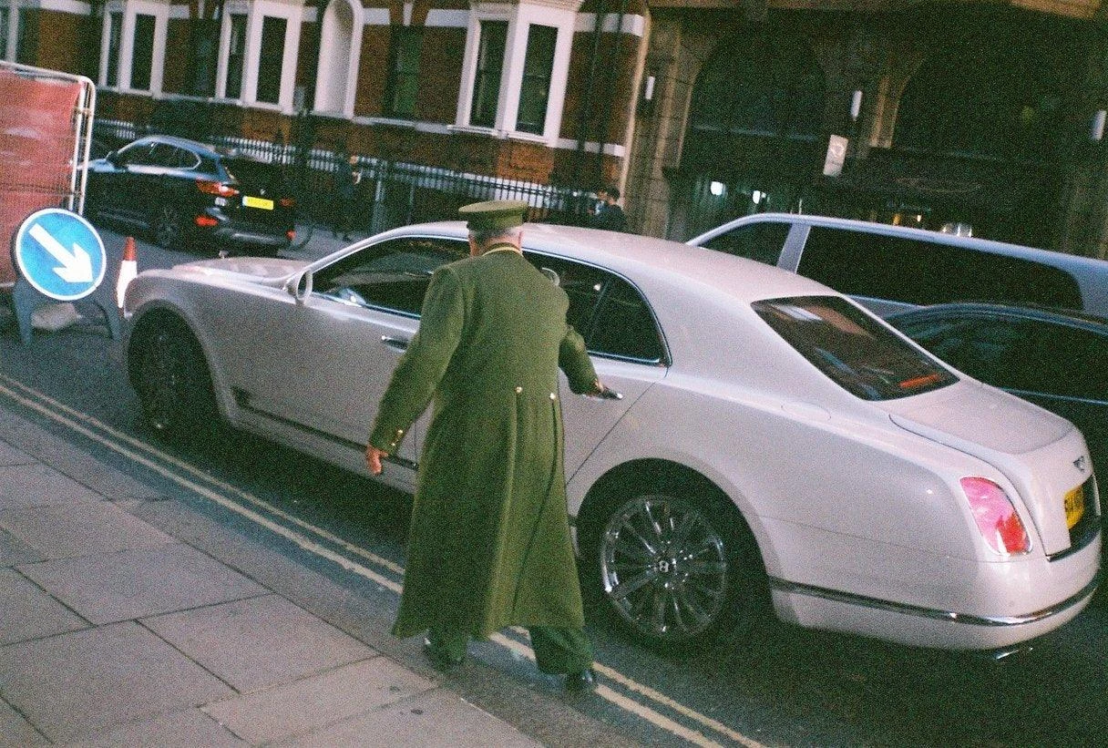 Olympus Trip 300 / Trip 301 35mm Film Camera Point And Shoot 15 Olympus Trip 300 / Trip 301 35mm Film Camera Point And Shoot - Image 13