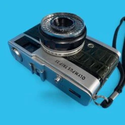 Olympus Trip 35 Green Leather Skin Point And Shoot 35mm Film Camera 21 Olympus Trip 35 Green Leather Skin Point And Shoot 35mm Film Camera -Film Camera Store olympus trip 35 green leather skin point and shoot 35mm film camera 3