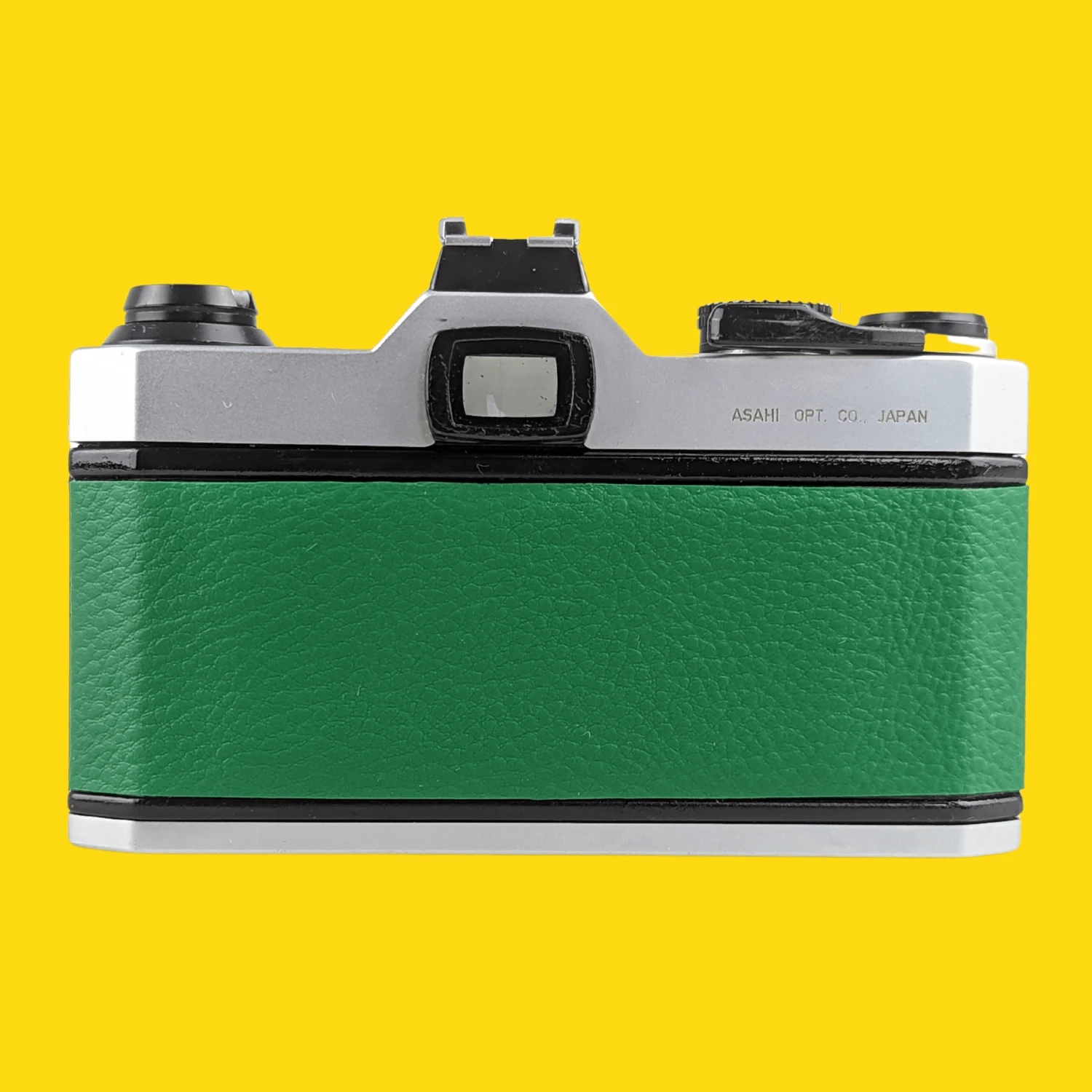 Pentax K1000 Green Leather Vintage SLR 35mm Film Camera With Pentax F/2 50mm Prime Lens 8 Pentax K1000 Green Leather Vintage SLR 35mm Film Camera With Pentax F/2 50mm Prime Lens - Image 6