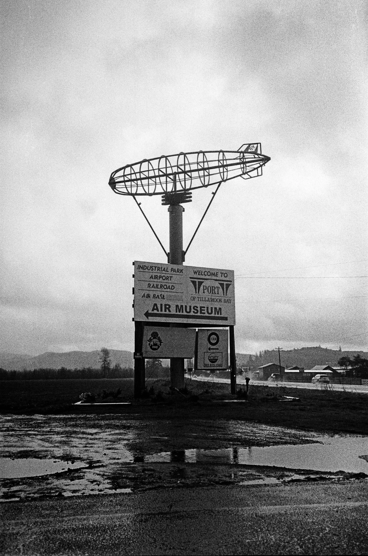 Pentax K1000 White Leather Vintage SLR 35mm Film Camera With Pentax F/2 50mm Prime Lens 13 Pentax K1000 White Leather Vintage SLR 35mm Film Camera With Pentax F/2 50mm Prime Lens - Image 11
