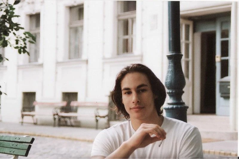 Pentax Zoom 70 35mm Film Camera Point And Shoot 4 Pentax Zoom 70 35mm Film Camera Point And Shoot - Image 2