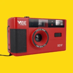 Retro VIBE 35mm Film Camera Reusable Point And Shoot - Red -Film Camera Store retro vibe 35mm film camera reusable point and shoot red 3
