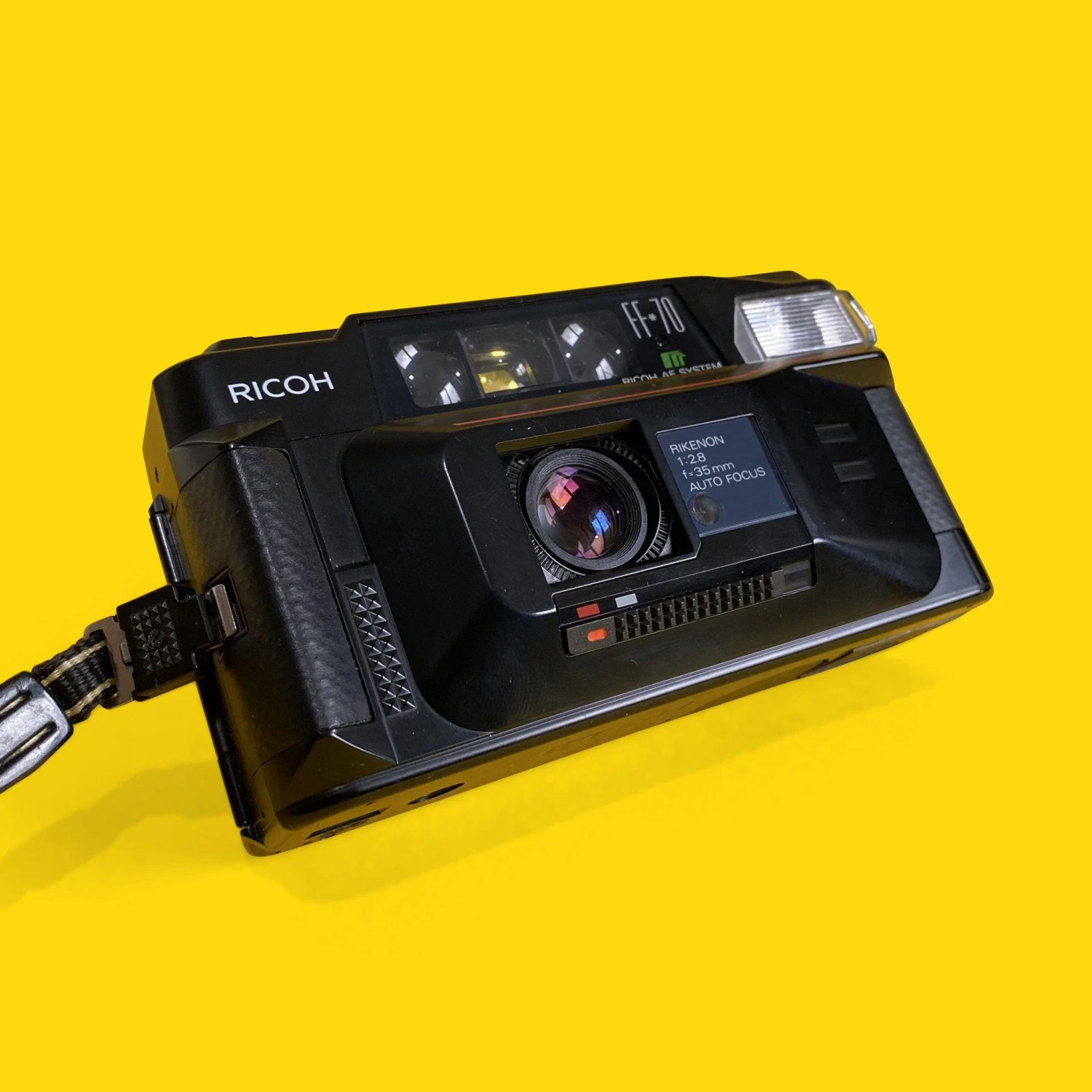 Ricoh FF 70 35mm Film Camera Point And Shoot 3 Ricoh FF 70 35mm Film Camera Point And Shoot