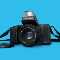 Yashica 230-AF Auto 35mm Film Camera W/f1.8 50mm Lens And Flash -Film Camera Store yashica 230 af auto 35mm film camera wf1 8 50mm lens and flash 3