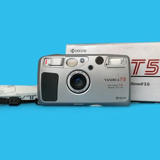 Yashica T5 Silver 35mm Film Camera Point And Shoot (No Box Included) 3 Yashica T5 Silver 35mm Film Camera Point And Shoot (No Box Included)