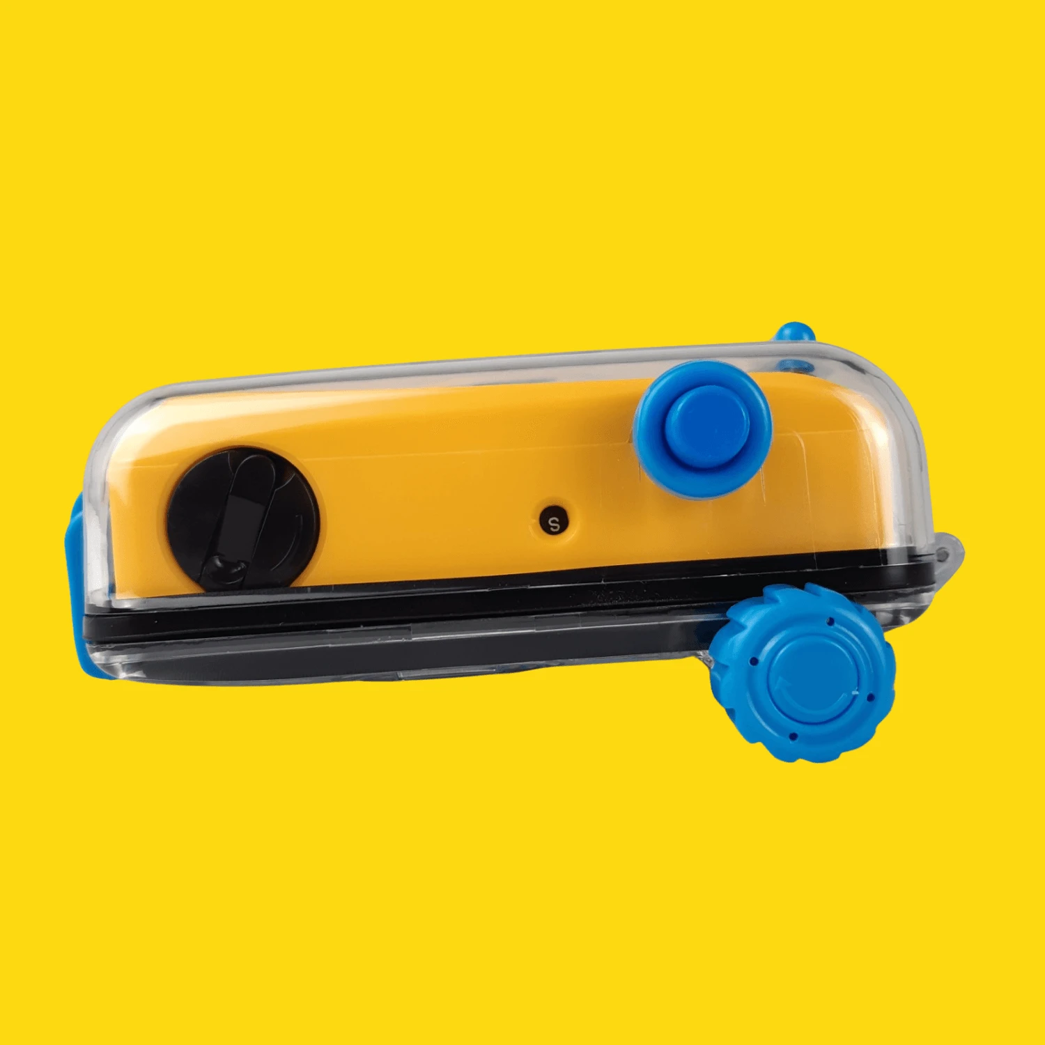 Yellow Underwater Focus Free 35mm Point And Shoot Film Camera 8 Yellow Underwater Focus Free 35mm Point And Shoot Film Camera - Image 6