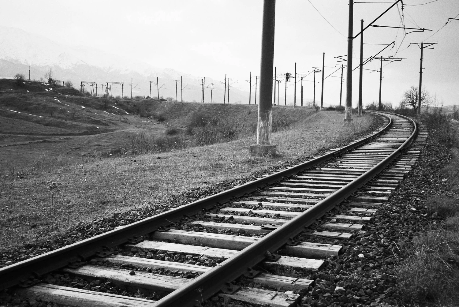 Zenit-122 50th Anniversary KMZ Special Edition 35mm Film Camera With 58mm Helios F1.8 Lens. 12 Zenit-122 50th Anniversary KMZ Special Edition 35mm Film Camera With 58mm Helios F1.8 Lens. - Image 10