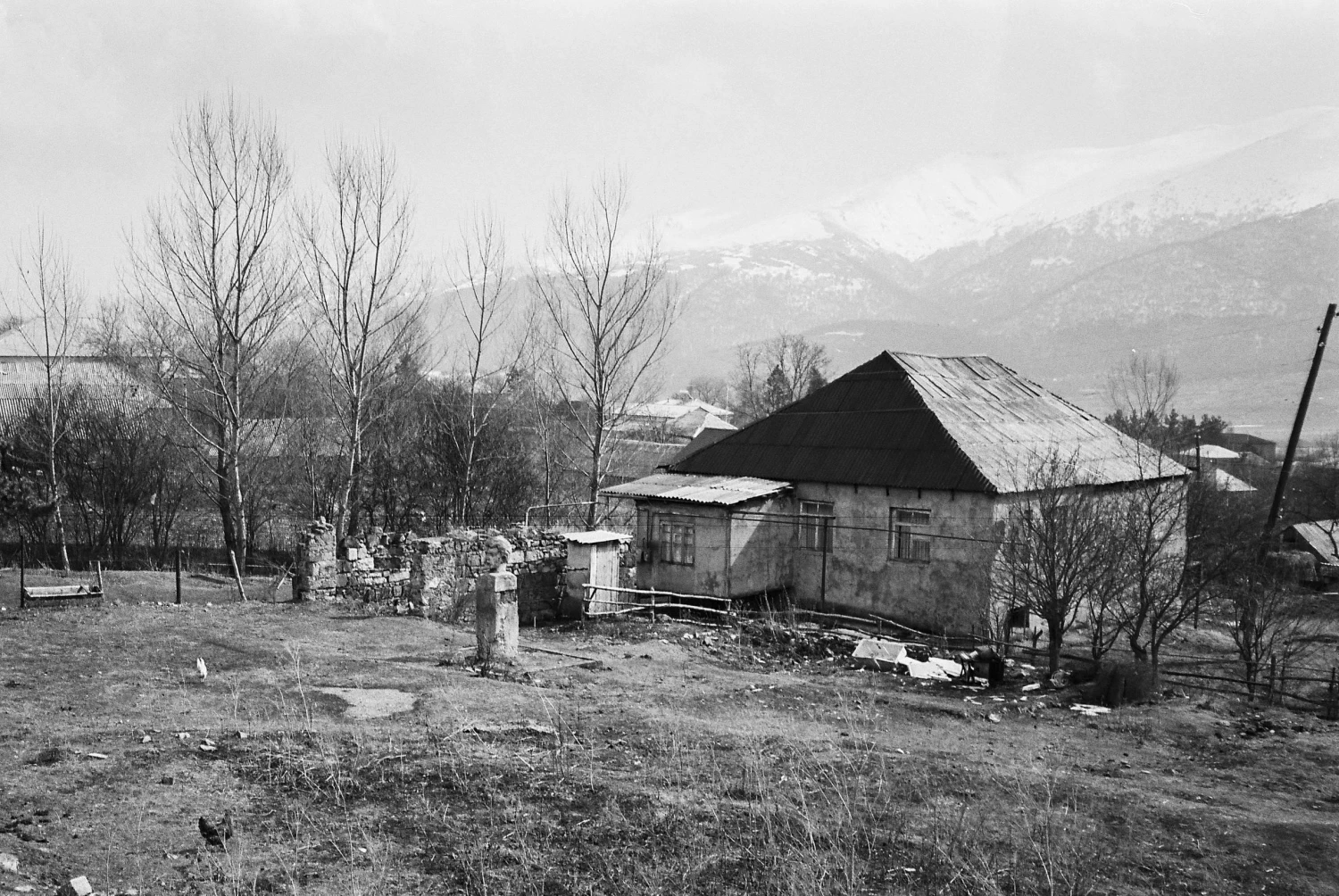 Zenit-122 50th Anniversary KMZ Special Edition 35mm Film Camera With 58mm Helios F1.8 Lens. 13 Zenit-122 50th Anniversary KMZ Special Edition 35mm Film Camera With 58mm Helios F1.8 Lens. - Image 11