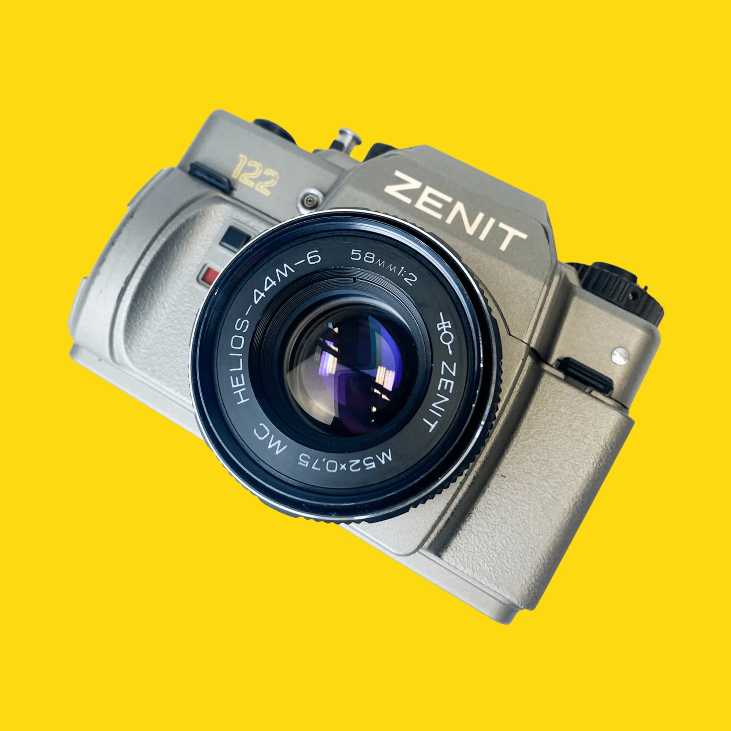 Zenit-122 50th Anniversary KMZ Special Edition 35mm Film Camera With 58mm Helios F1.8 Lens. 9 Zenit-122 50th Anniversary KMZ Special Edition 35mm Film Camera With 58mm Helios F1.8 Lens. - Image 7